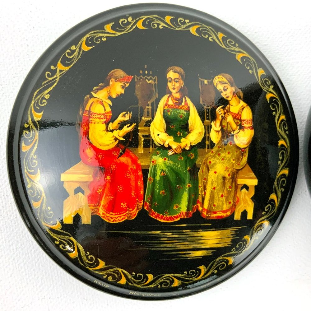 Vintage Russian Hand Painted Lacquer Round Box 3 Sisters Folk Art - Picture 13 of 16